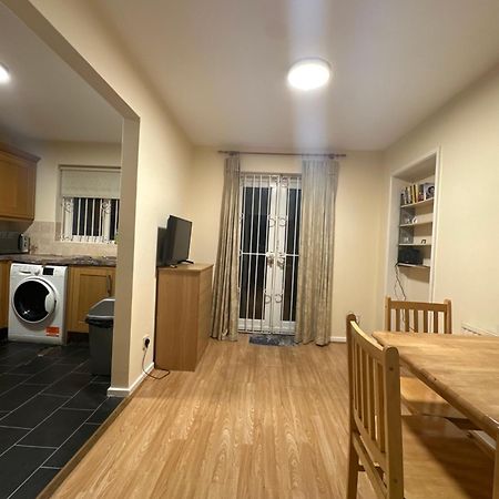 Nice Double Room In Heart Of 런던 외부 사진