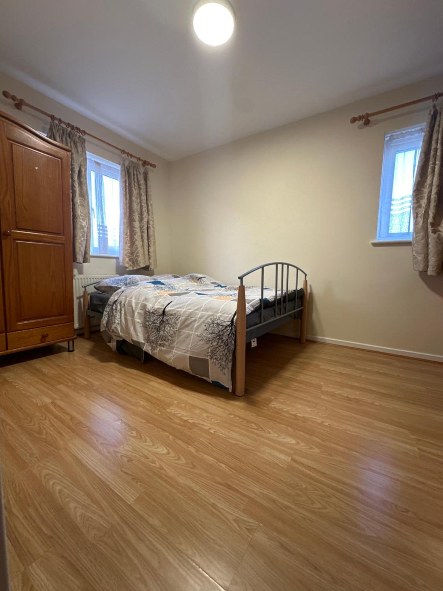 Nice Double Room In Heart Of 런던 외부 사진