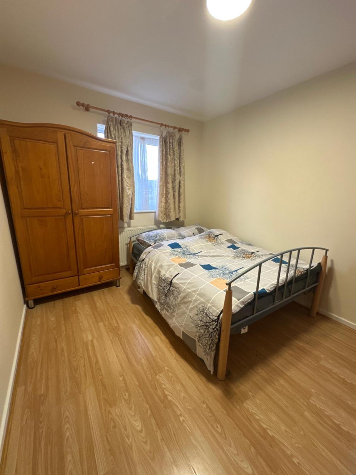 Nice Double Room In Heart Of 런던 외부 사진
